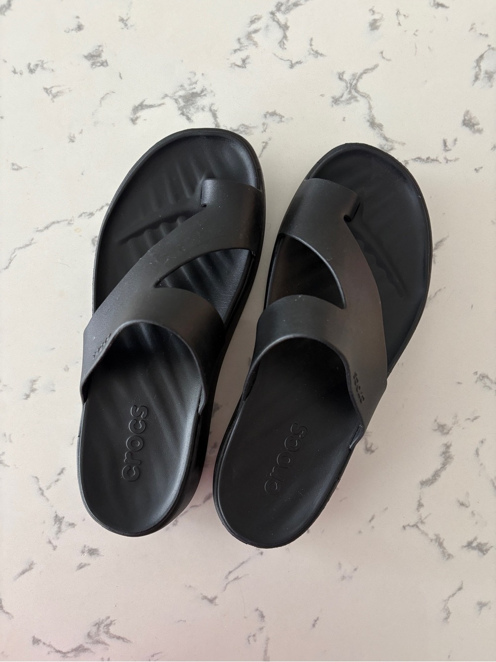 Crocs Black Toe Ring Sandals